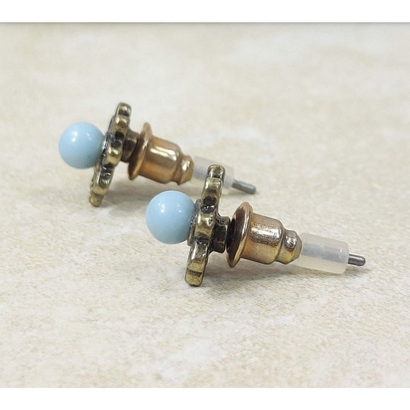 Silver Flower Stud Earrings Blue Stone Vintage Jewelry Jewel Trinket Gift f/Her - Picture 9 of 11